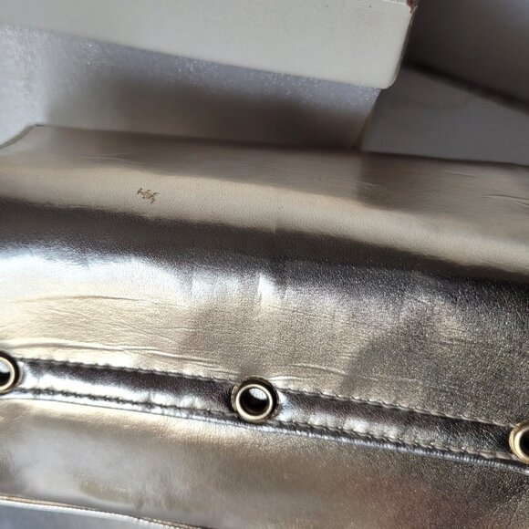 VERSACE Gold Lux Cosmetic Case with Mirror Pockets + FREE Gift - Picture 7 of 9